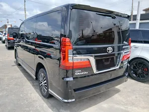 Toyota Granvia 2023 Black