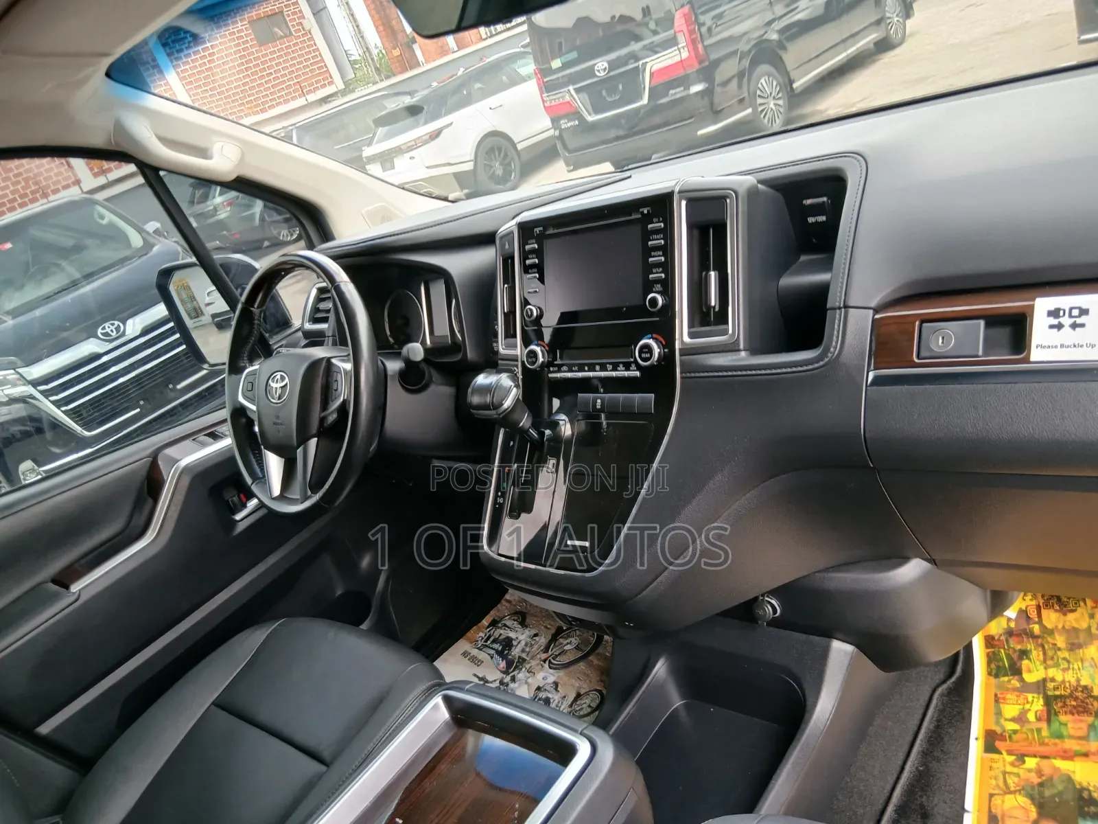 Toyota Granvia 2023 Black