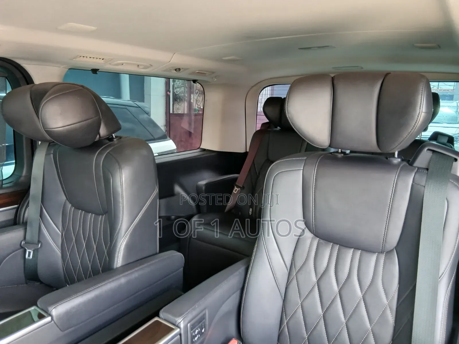 Toyota Granvia 2023 Black