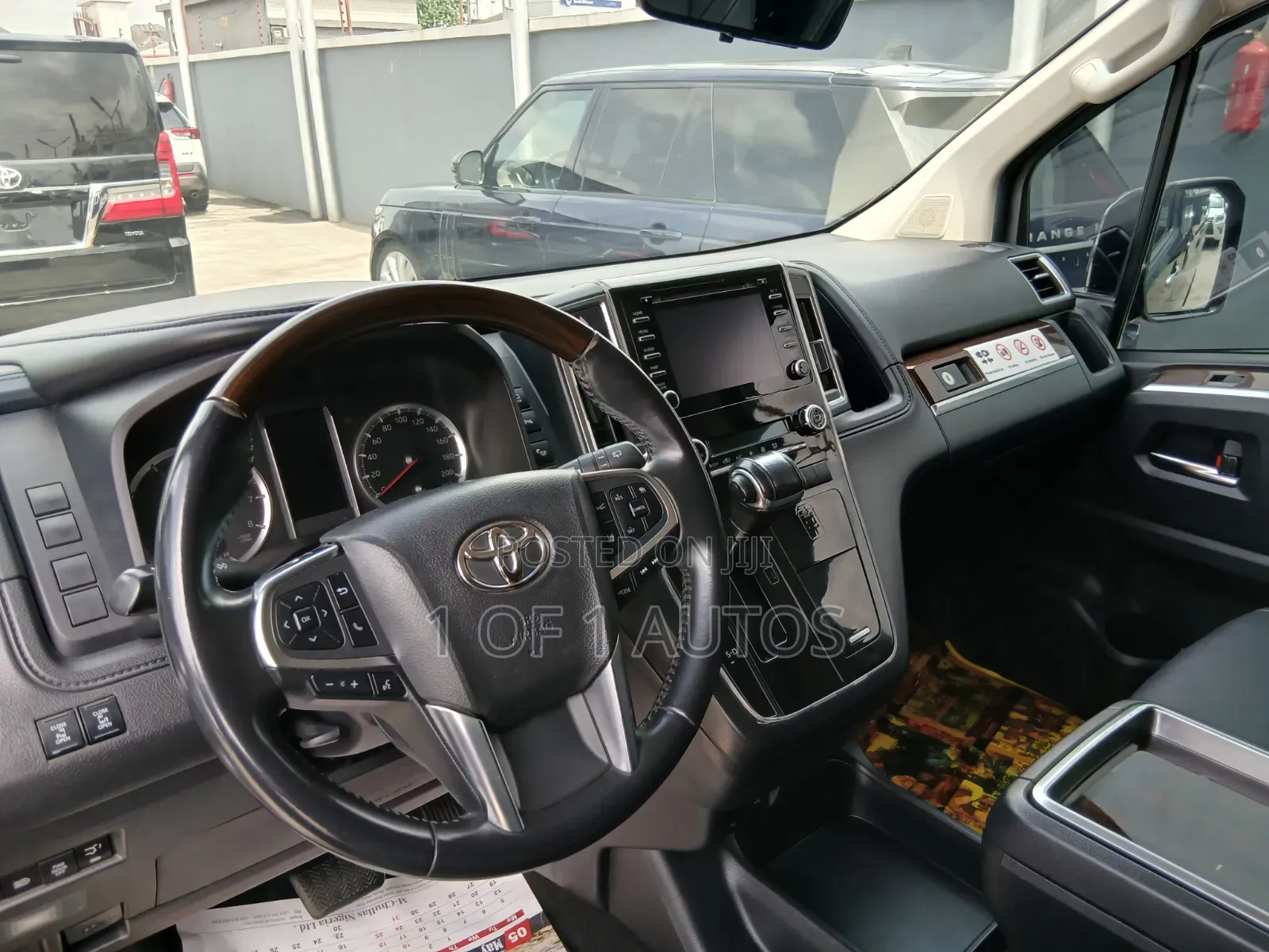 Toyota Granvia 2023 Black