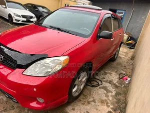 Toyota Matrix XR Hatchback AWD (1.8L 4cyl 4A) 2005 Red