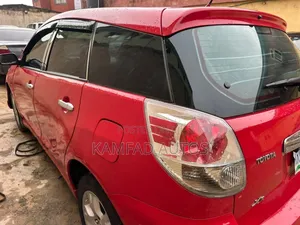 Toyota Matrix XR Hatchback AWD (1.8L 4cyl 4A) 2005 Red