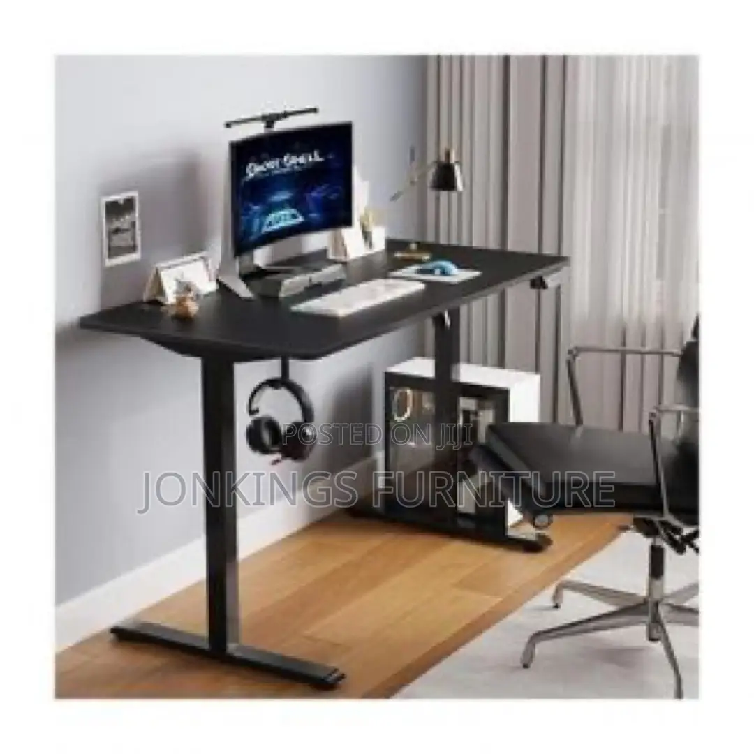 Smart Electric Height Adjustable Desk (Black)