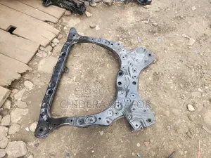 Engine Beam Highlander 2020