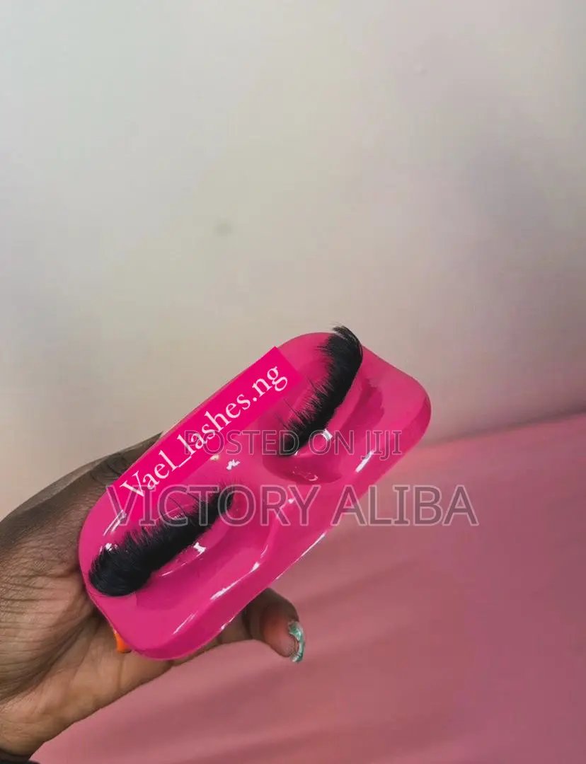 Luxury 3d Wispy Strip Lashes