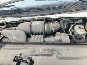 Tokunbor Ford E350