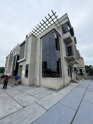 Furnished 4bdrm Duplex in Surulere Lagos for sale