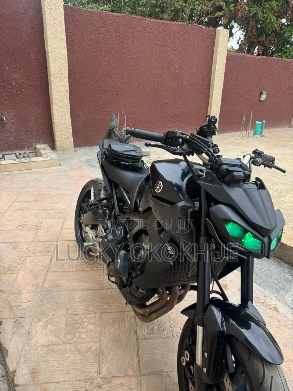 Yamaha 2020 Black