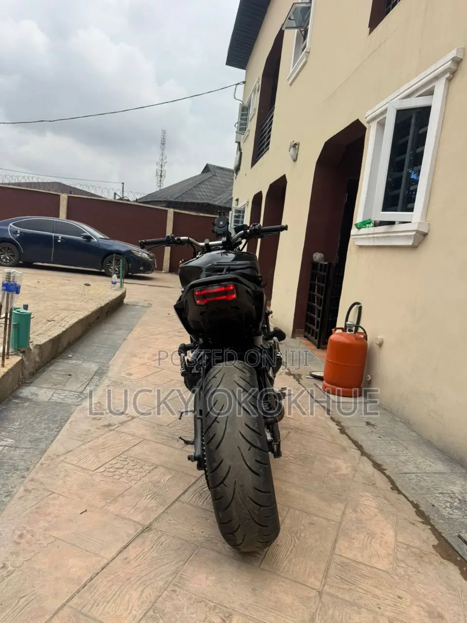 Yamaha 2020 Black