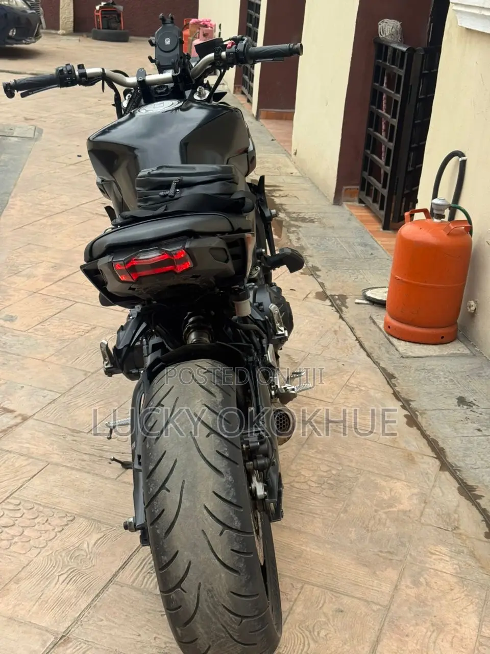 Yamaha 2020 Black