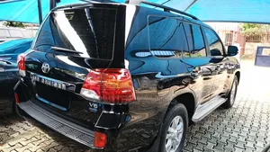 Toyota Land Cruiser 2014 Black