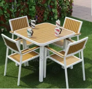 Outdoor Dining Set 4-Seater
