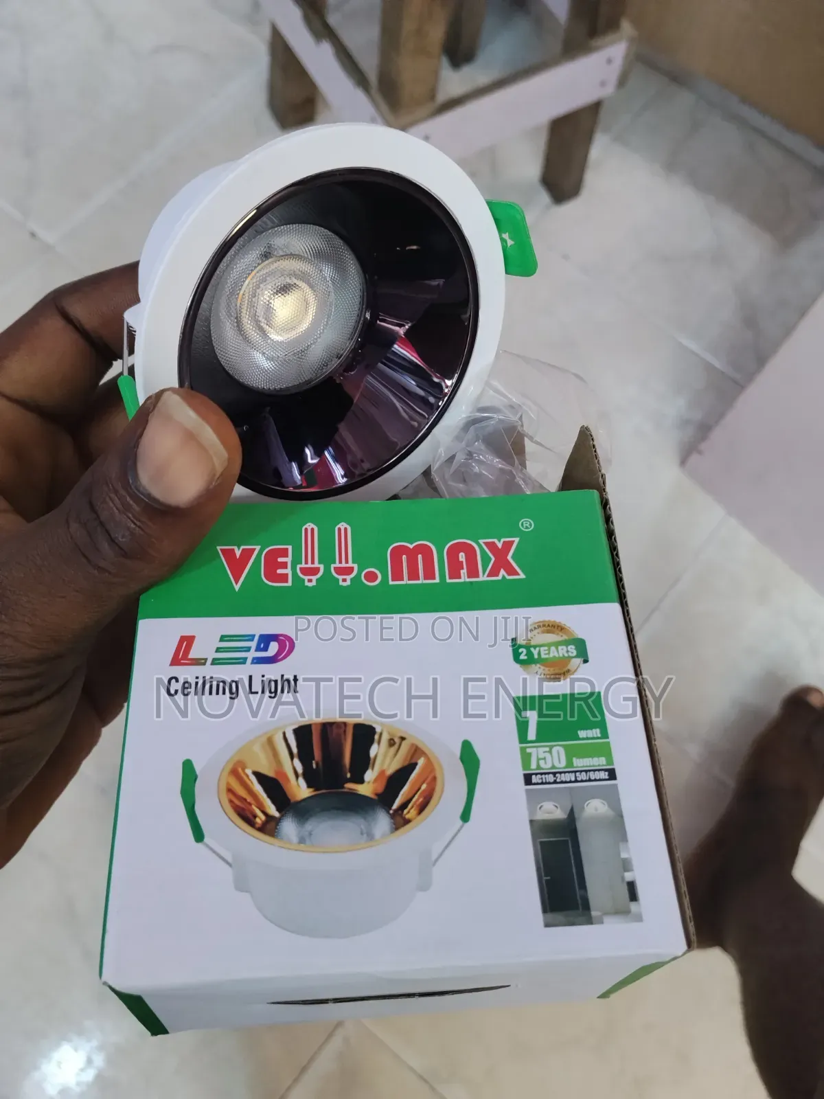 Vellmax 7 Watts Pop Spot Light ( Gold Silver Black and White Inside)