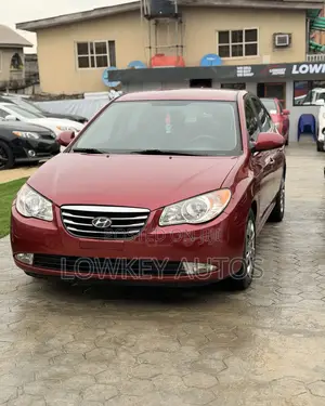 Hyundai Elantra 2010 Maroon