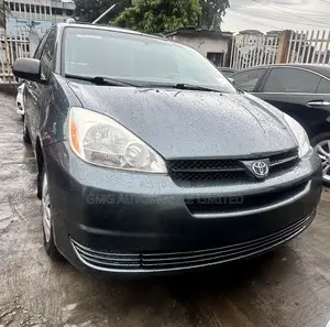 Toyota Sienna LE AWD 2006 Green