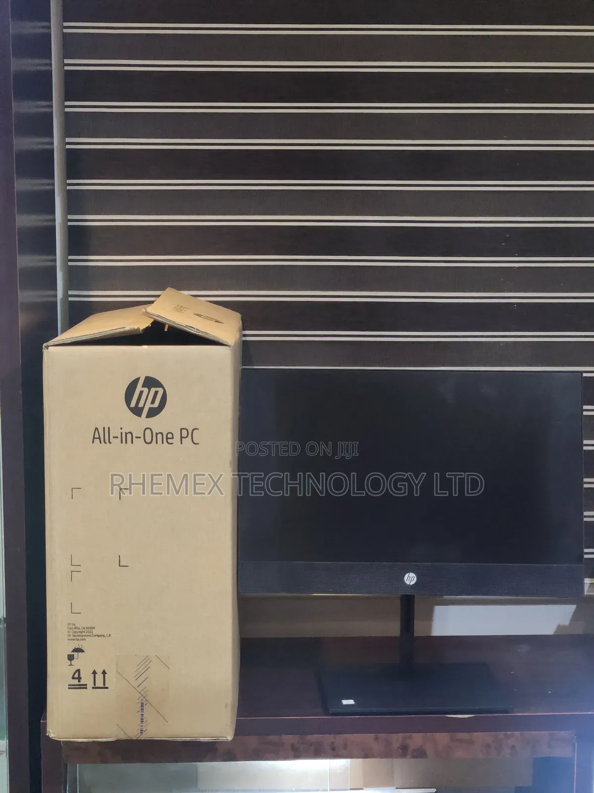 New Desktop Computer HP ProOne 600 8GB Intel Core i5 eMMC 256GB