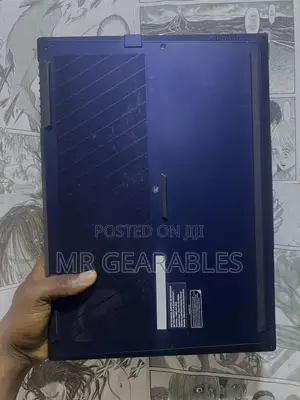Laptop MSI Stealth 14 Studio A13VF 32GB Intel Core i7 SSD 1T