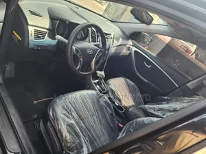 Hyundai Elantra GT 2013 Black