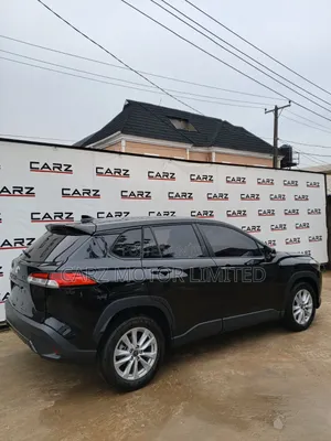 Toyota Corolla Cross LE 2WD 2024 Black