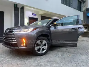 Toyota Highlander Limited Platinum V6 4x4 (3.5L 6cyl 6A) 2016 Gray
