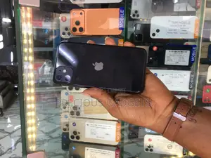 Apple iPhone 11 64 GB