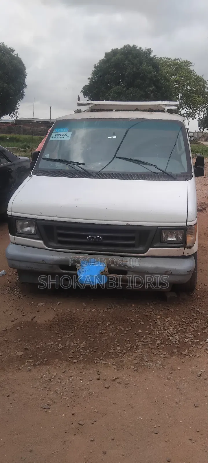 Ford E250 2002 White
