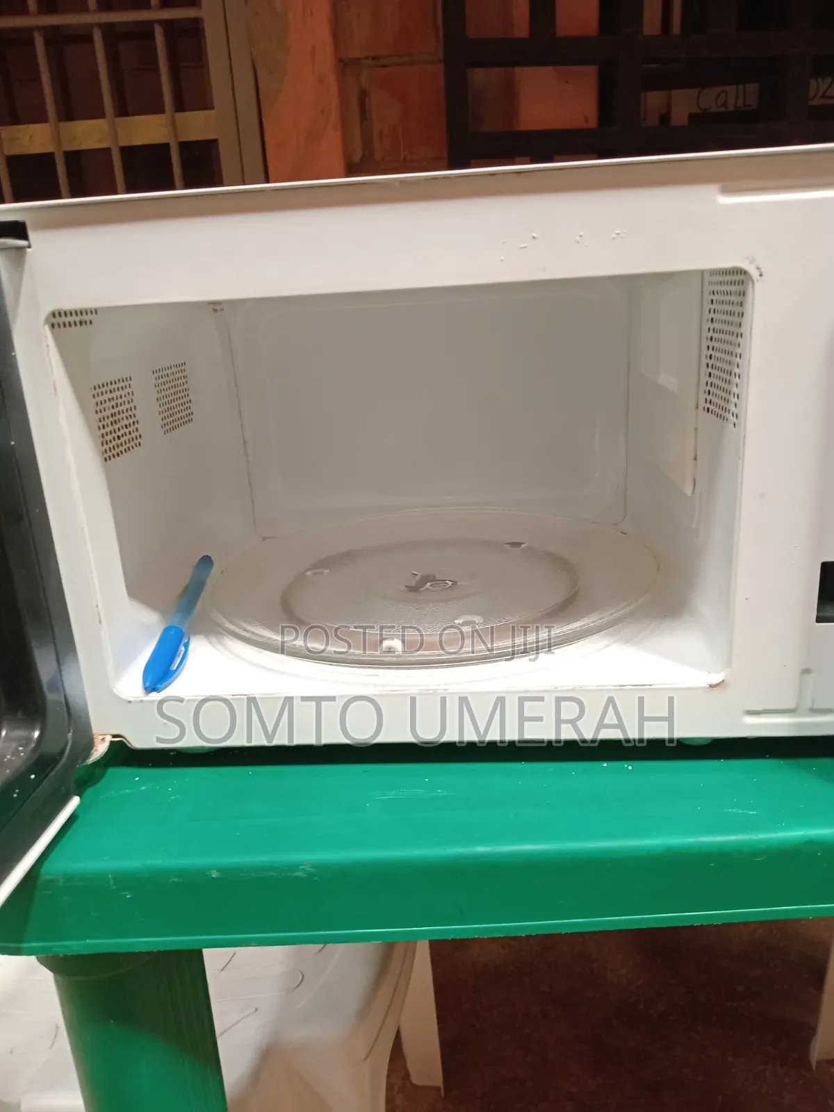 Microwave Oven