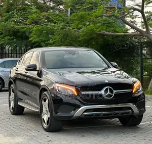Mercedes-Benz GLC-Class 2017 Black