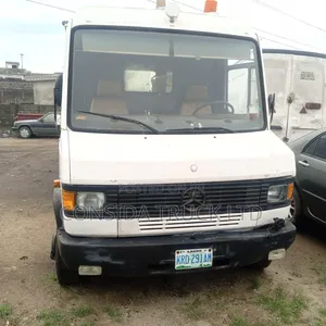 Mercedes-Benz Sprinter 1998 White