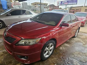 Toyota Camry SE 4dr Sedan (2.5L 4cyl 6AM) 2010 Red