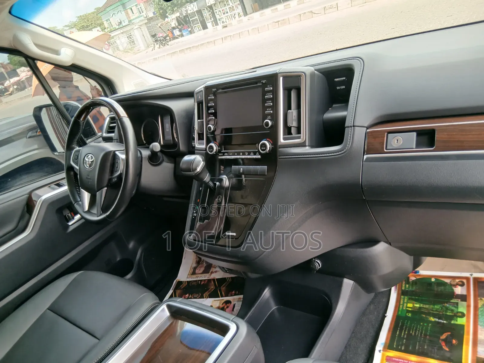 Toyota Granvia 2023 Black