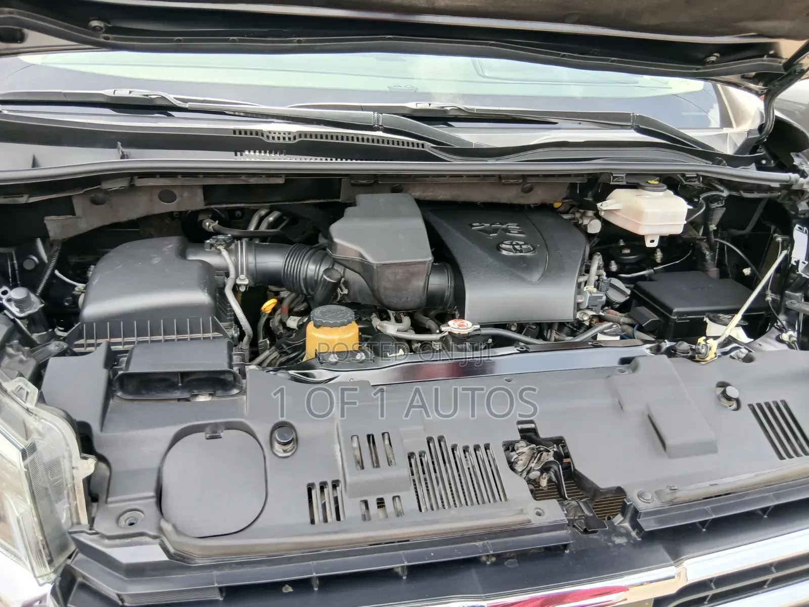 Toyota Granvia 2023 Black