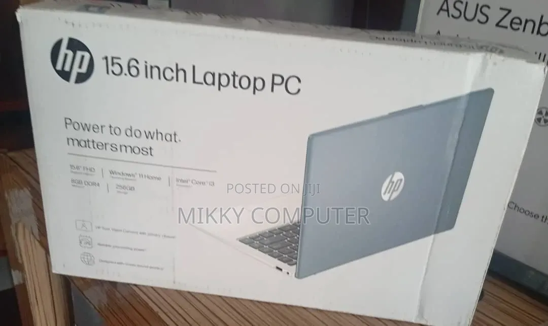 New Laptop HP 15 8GB Intel Core i3 SSD 256GB