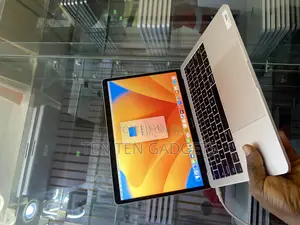 Laptop Apple MacBook Pro 2017 8GB Intel Core i5 SSD 256GB