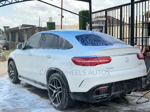 Mercedes-Benz GLE-Class AMG GLE 43 4MATIC 2018 White
