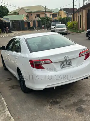 Toyota Camry 2014 White