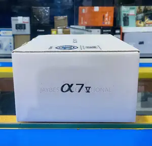 Sony A7 v Full Frame Mirrorless Camera (Body)