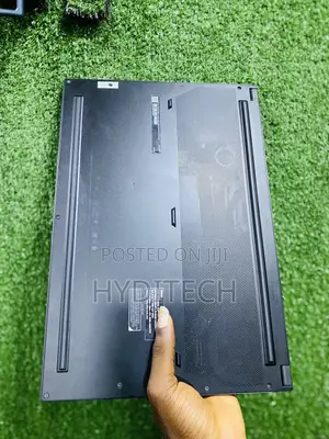 Laptop MSI GS66 Stealth 12UHS 24GB Intel Core i9 SSD 1T