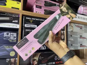 Skye Max Professional Hair Strengthener