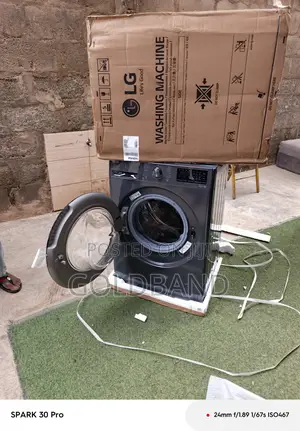 Lg 10.5kg Front Load Laundry Washer
