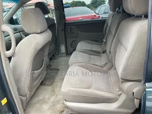 Toyota Sienna LE AWD 2005