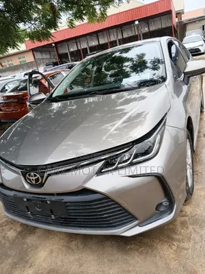 Toyota Corolla SE 2023 Gray