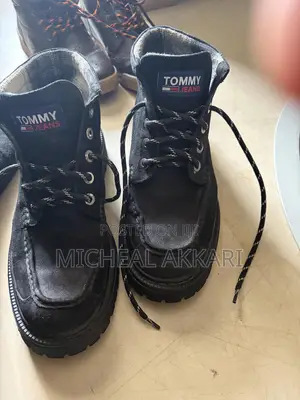 Tommy Boots