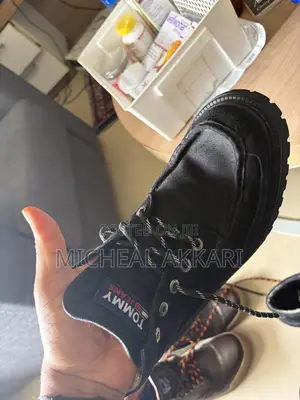 Tommy Boots