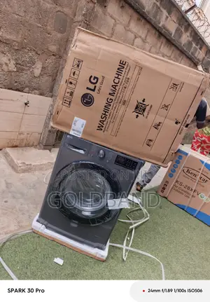 Lg Front Loader Washing Machine With Spin 10.5kg