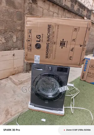 Lg 10.5kg Front Load Clothes Washing Machine