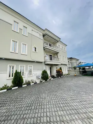 Luxury 5 Bedroom Detached Duplex Apartment With Excellent Facilities