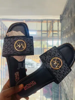 Flat Slippers