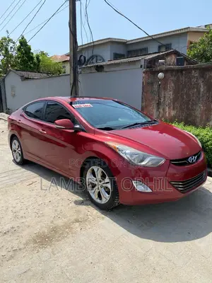 Hyundai Elantra 2014 Red