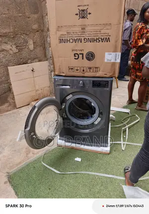 Lg 10.5kg Front Load Washer for Home Use